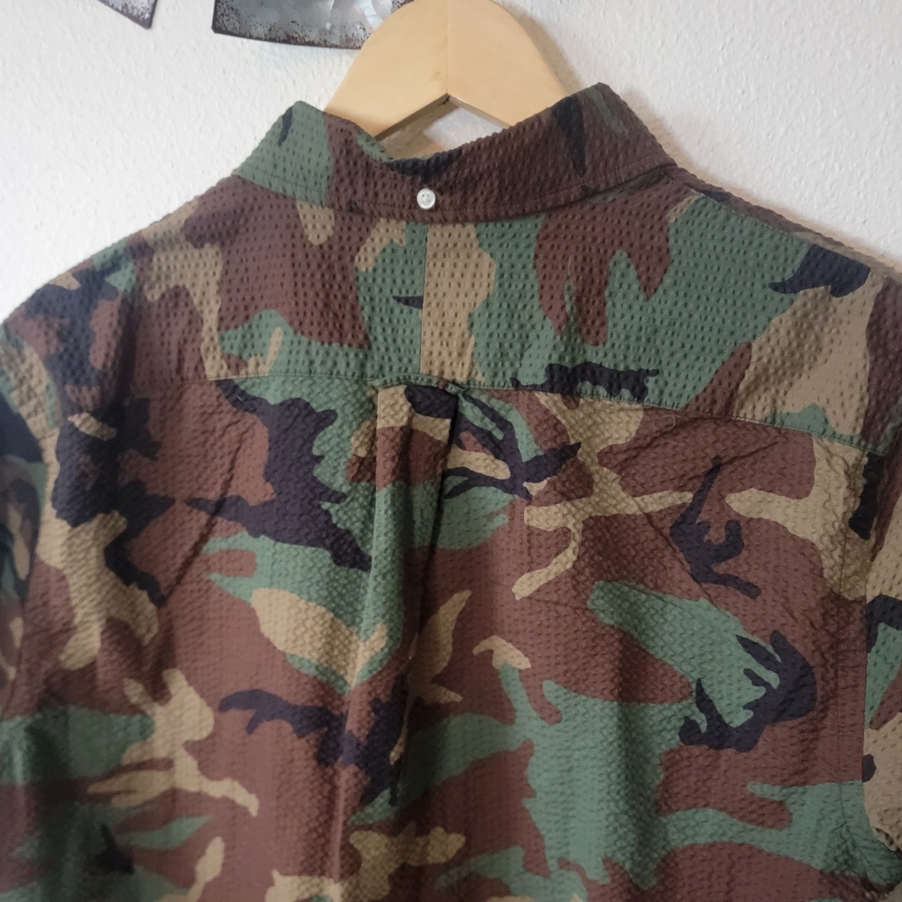 POLO RALPH LAURENMen's Classic-Fit Camo Seersucker ShirtSize Large.. - Picture 9 of 13
